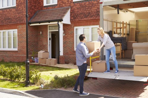Free quote estimate process for Chinatown storage services