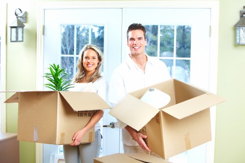 Apartment packing services in Chinatown for a smooth relocation